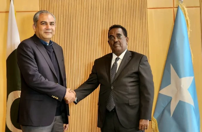 Pakistan and Somalia agree on visa-free travel for diplomats