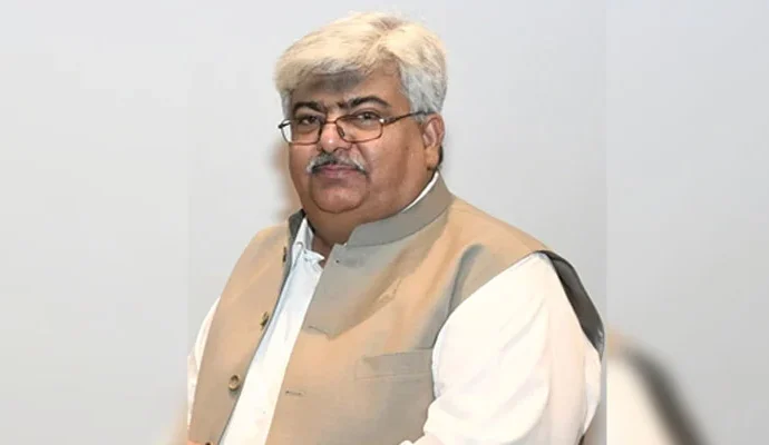 FBR chairman vows strict action against corruption