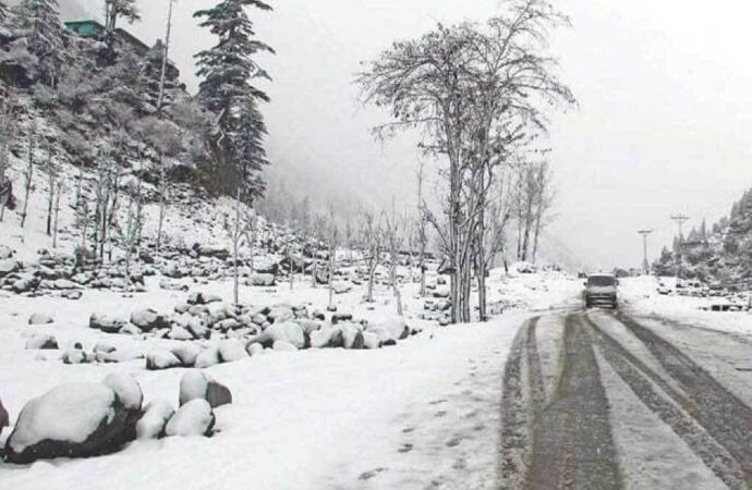 Cold wave grips Pakistan as western disturbance intensifies