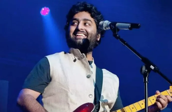 Arijit Singh steps away from Bollywood playback singing